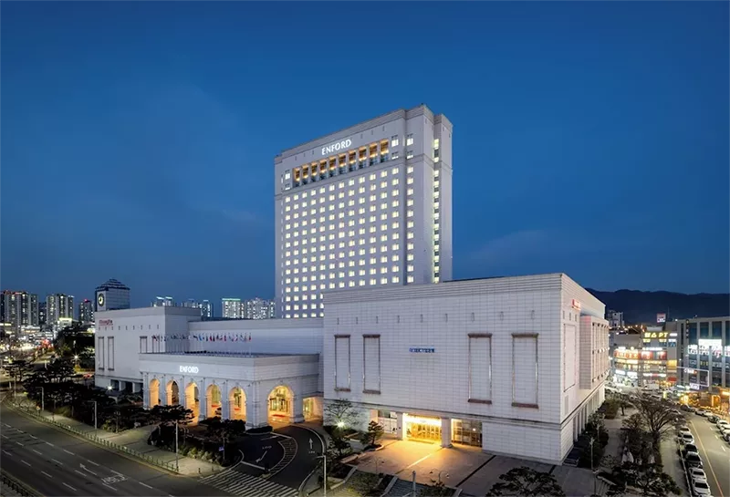 Enford Hotel Cheongju - 5 Star
