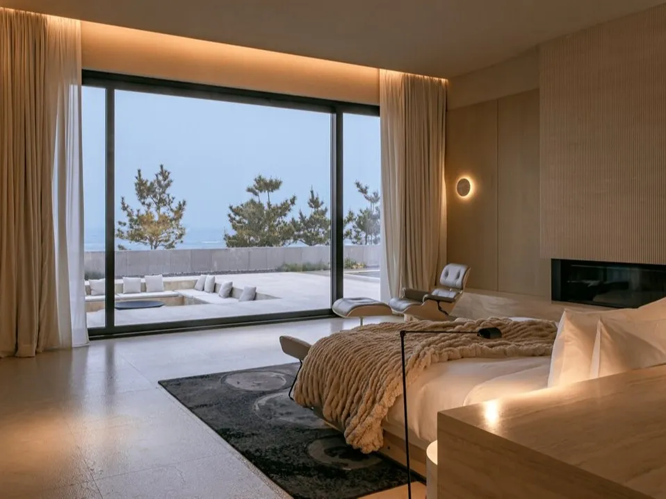 Hotel Renovation Furniture Procurement: 7 Key Differences