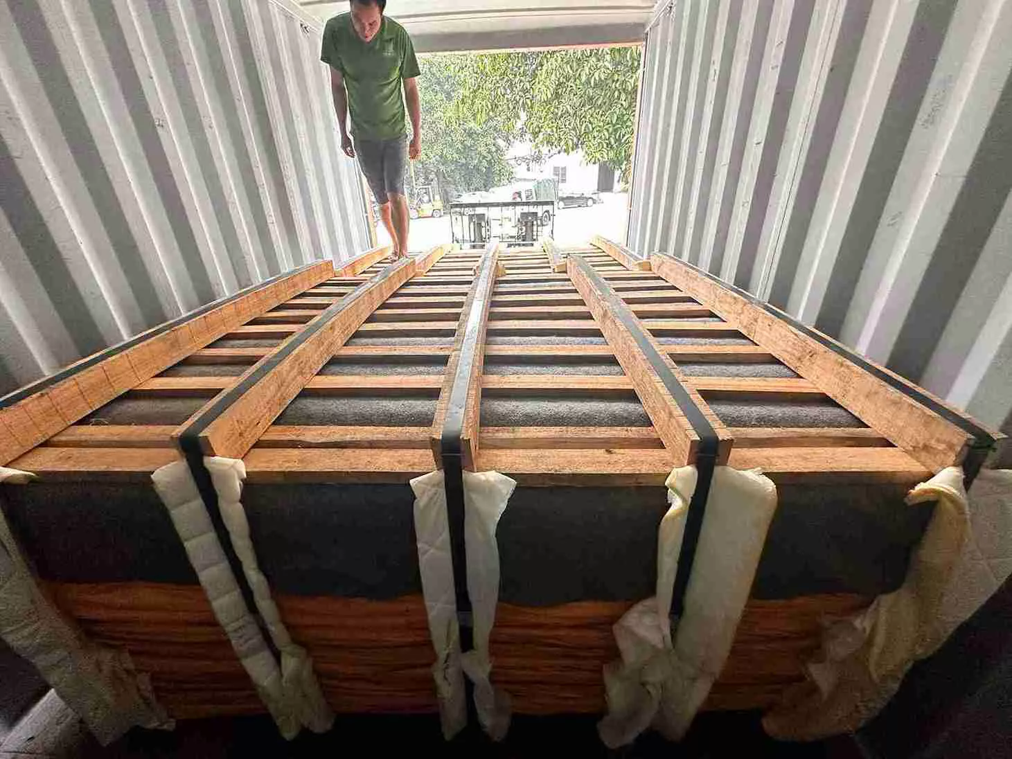 1718887394127843.webp