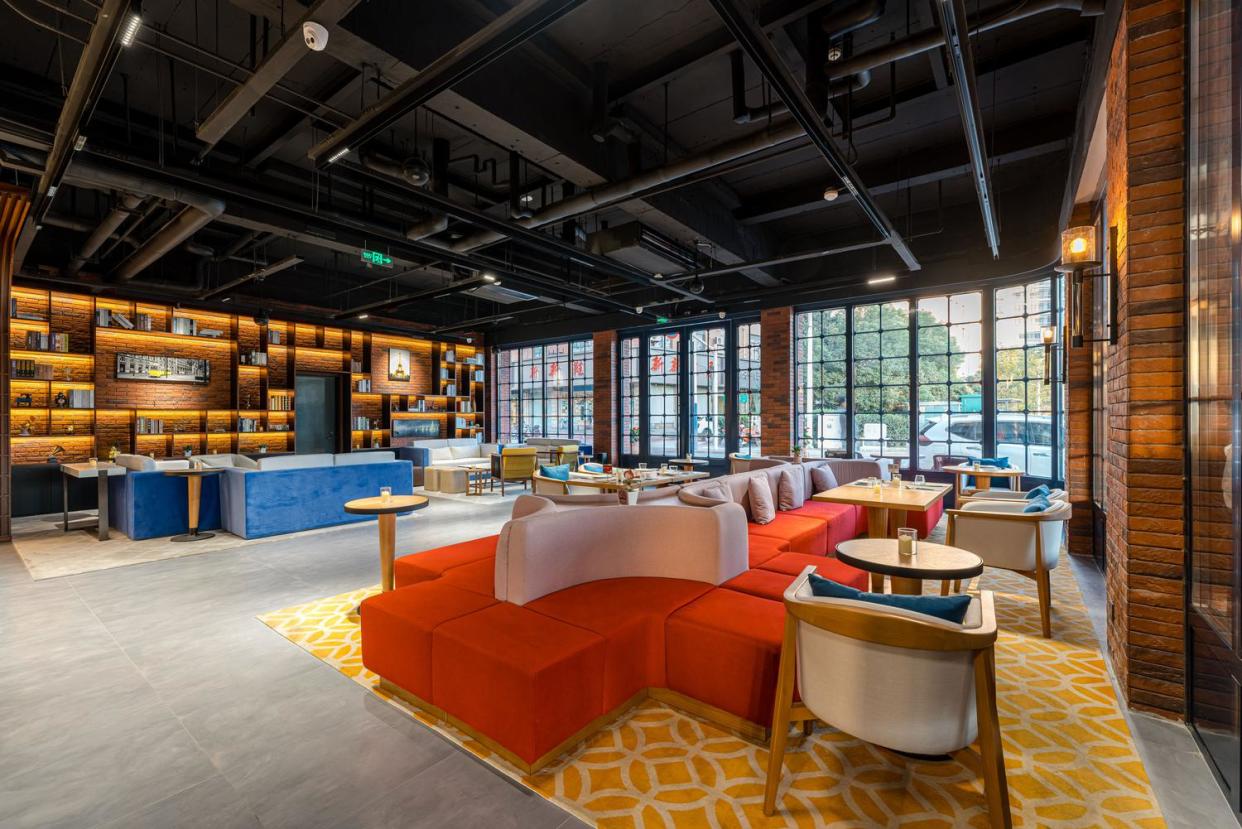 Hotel Lobby Furniture-STL Hotel Furnishing.jpg