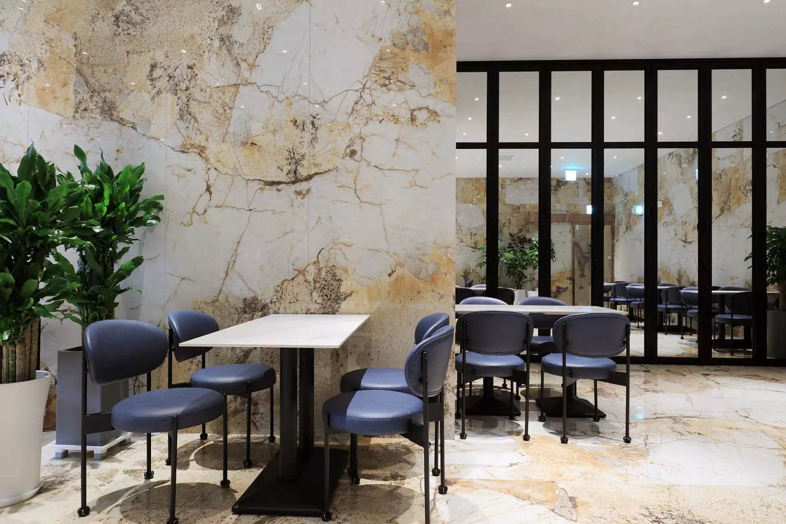 Hotel dining area